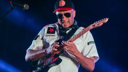 tom morello with a guitar