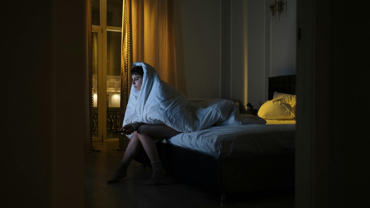 Women across social media are connecting over a bizarre 3 AM wake-up, and the real reason is alarming