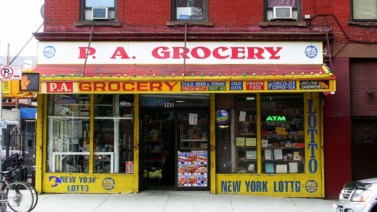 Donald Trump says he has never seen a corner store, but wants you to trust him on the economy