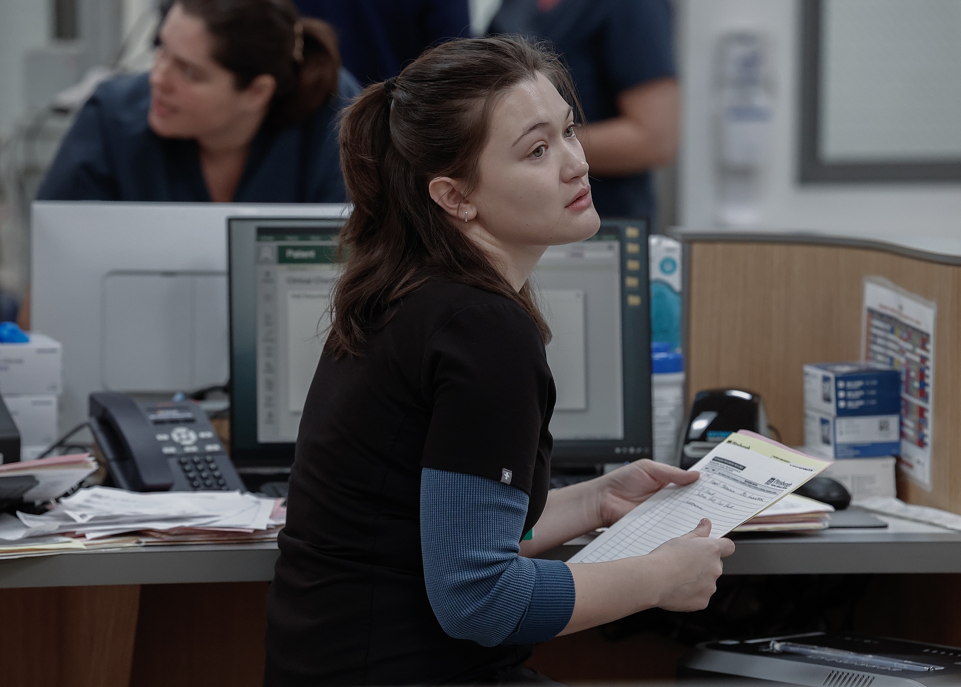 A Broadway Show Is Not a Meet and Greet With Stars From ‘The Pitt’!