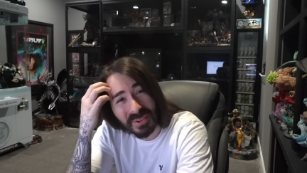 moistcr1tikal comes after Trump's T1 phones after months of delayed delivery