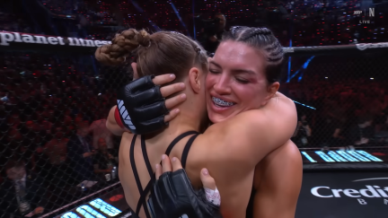 Ronda Rousey vs Gina Carino ended in less than a minute