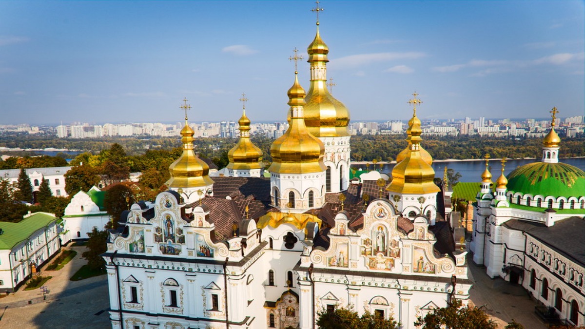 Zelenskyy Accuses Putin of a Crime Against History After a Massive Overnight Bombardment Ignited the Roof of a 1,000-Year-Old Cathedral Zelenskyy Accuses Putin of a Crime Against History After a Massive Overnight Bombardment Ignited the Roof of a 1,000-Year-Old Cathedral