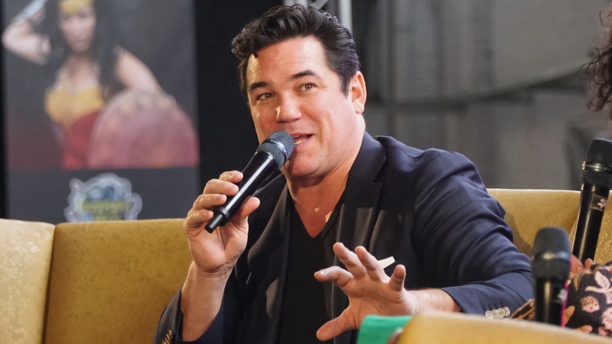 Dean Cain Tries to Insult the New &lsquo;Supergirl&rsquo; and Fails Miserably