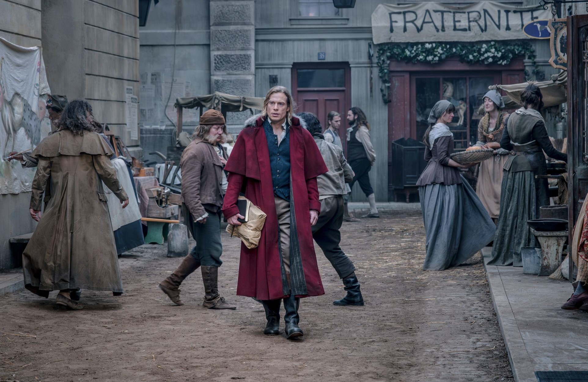 lestat standing in paris