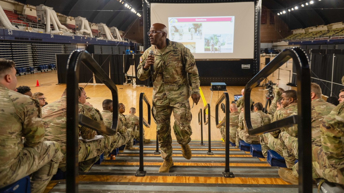 D.C. Guard members clash over a woman’s hairstyle. Then one allegedly threatens her and pulls a gun