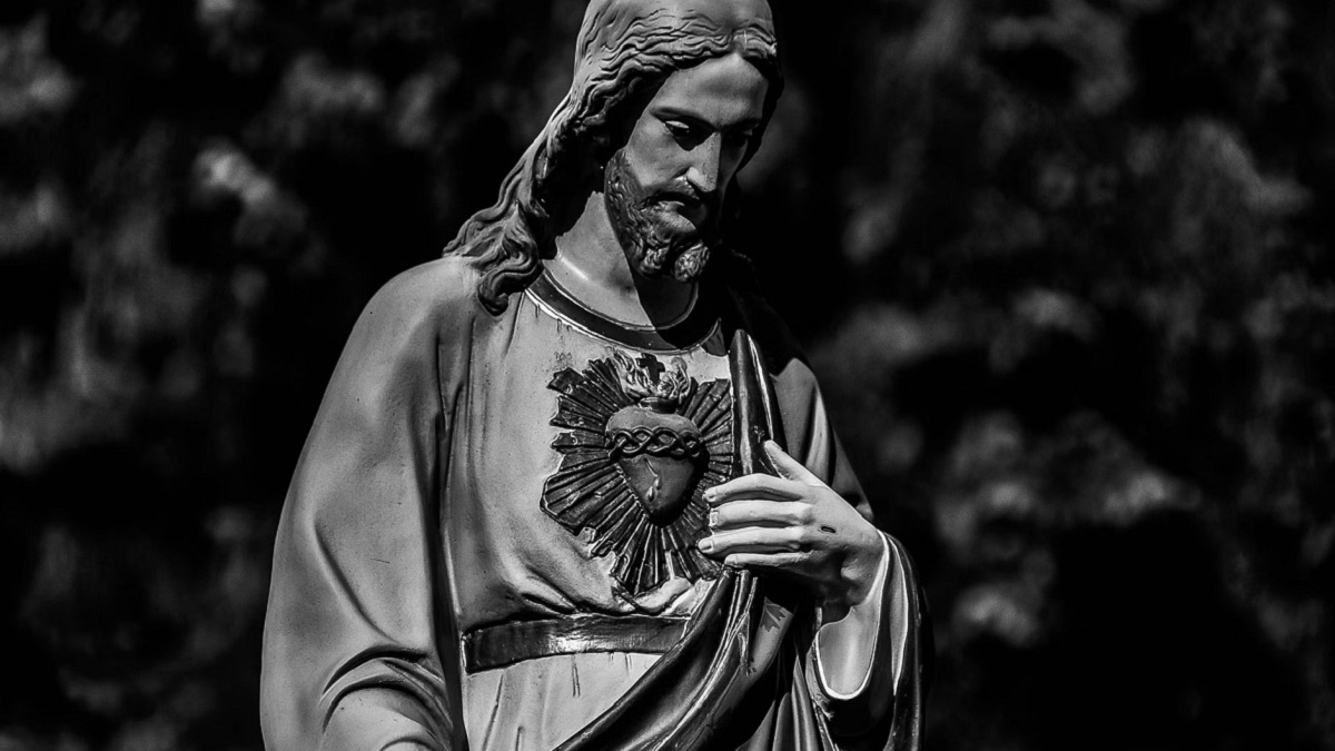 ChatGPT responds to man's concerns about religious delusions by fueling them and pretending to be Jesus Christ