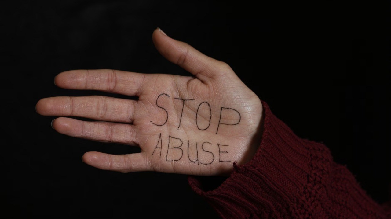 Stop Hand Sign W Arizona congressional candidate assaulted while repairing sign | The ...