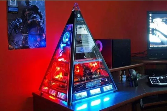 Pyramid PC